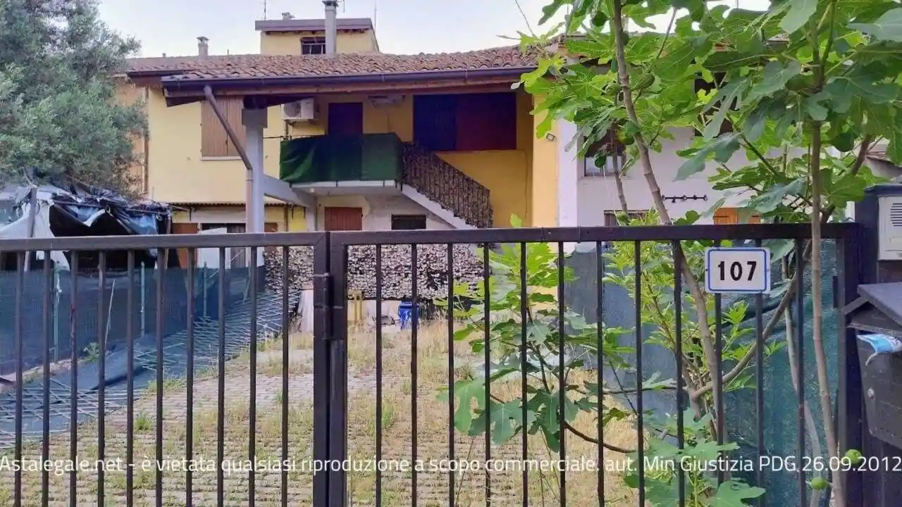 Appartamento in vendita a Persico Dosimo