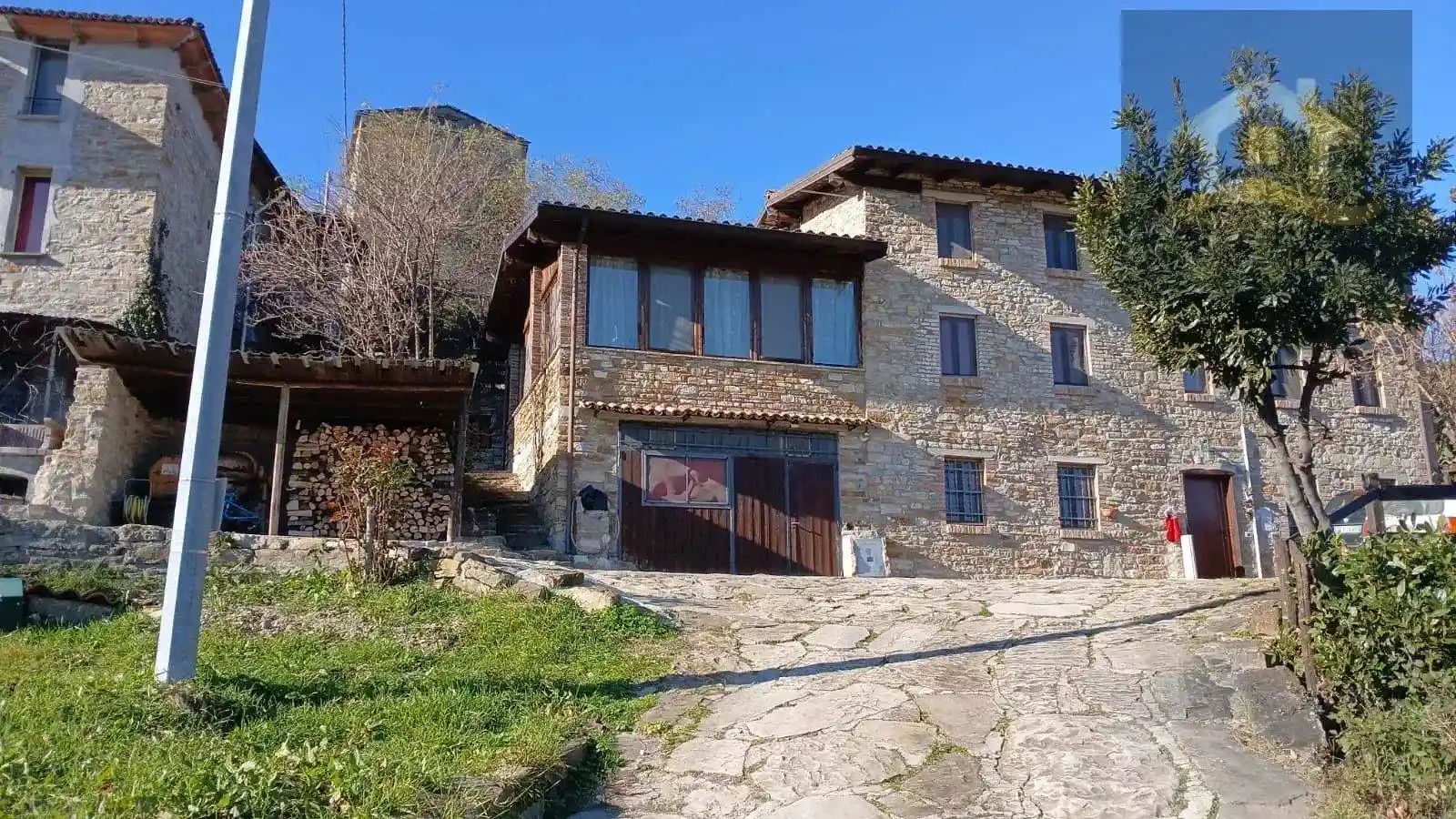 Casa indipendente in vendita a Bettola