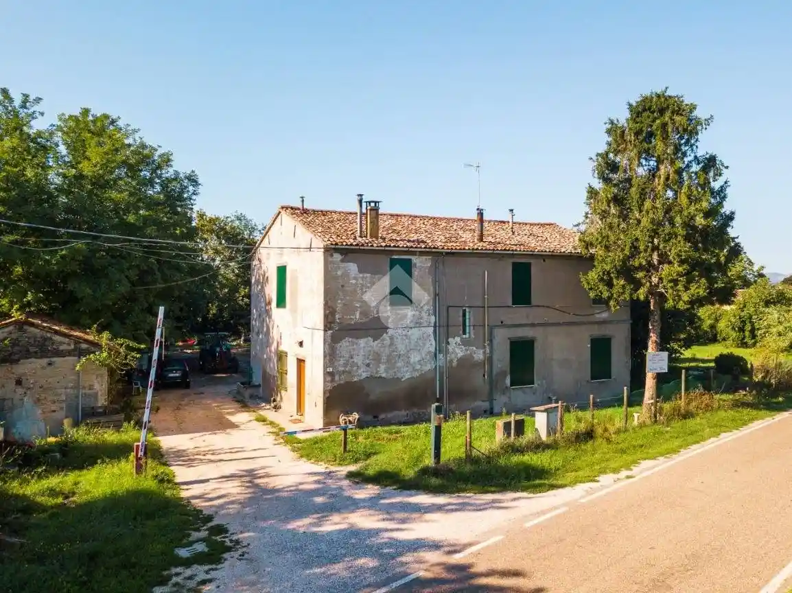 Appartamento in vendita a Forlì