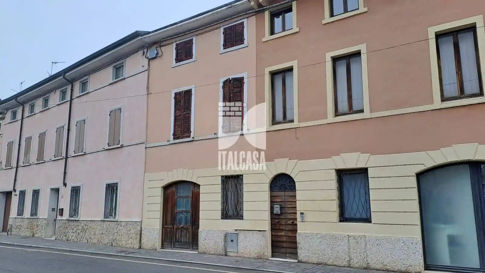 Casa indipendente in vendita a Roverbella