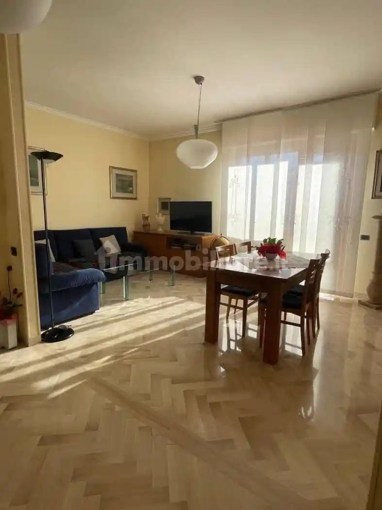 Appartamento in vendita a Pesaro