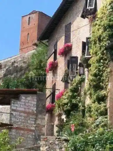 Casa indipendente in vendita a Colle di Val d'Elsa