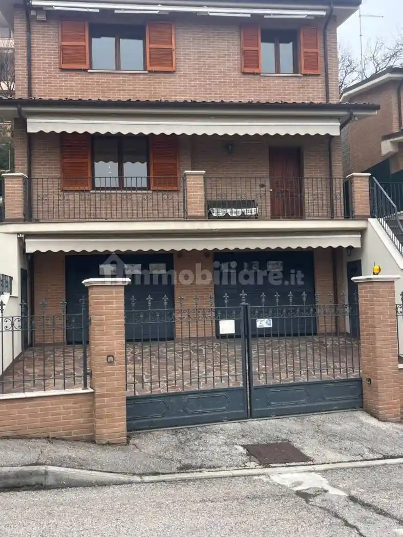 Villa in vendita a Pesaro