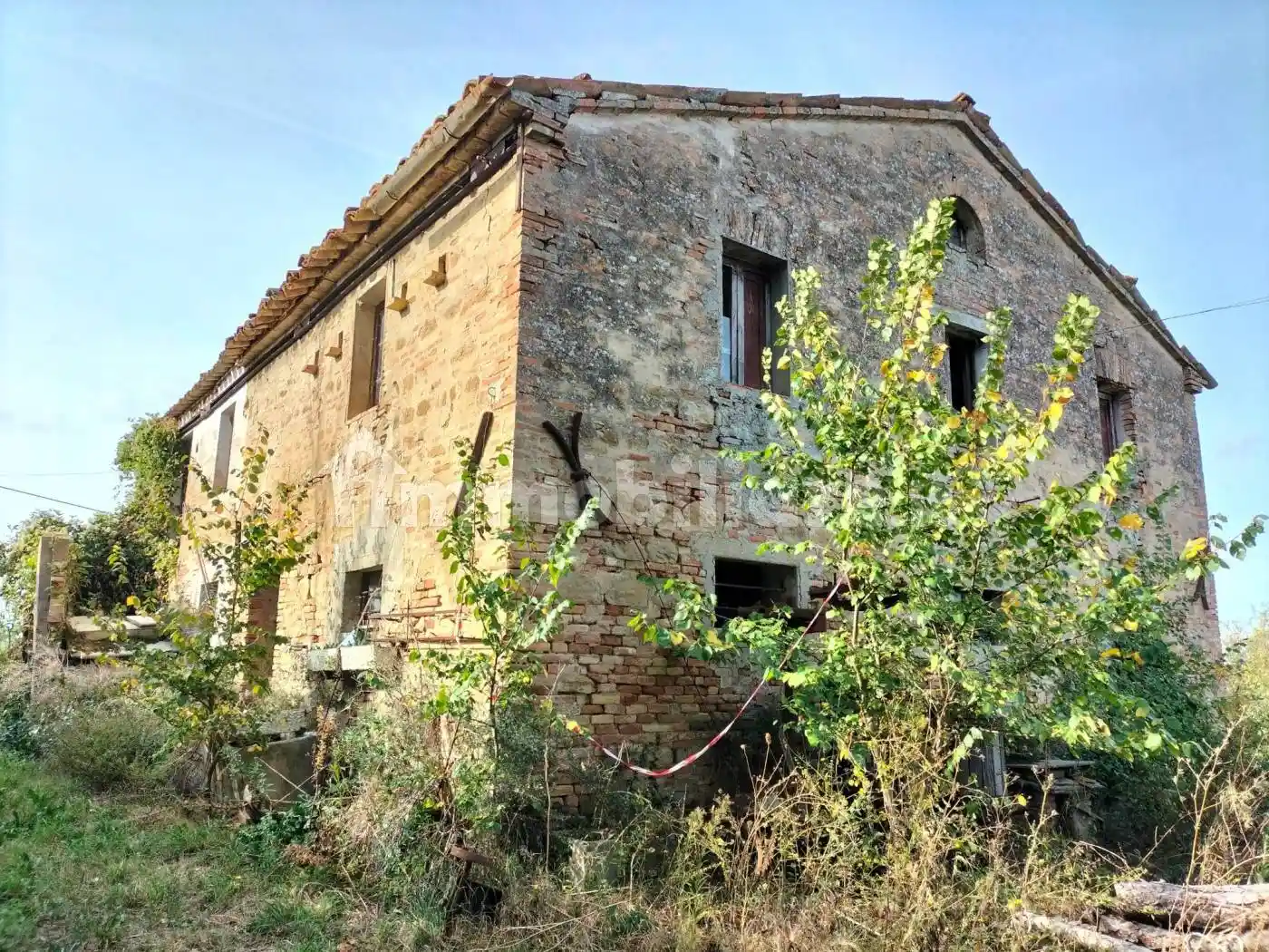 Rustico - Casale in vendita a Serra de' Conti