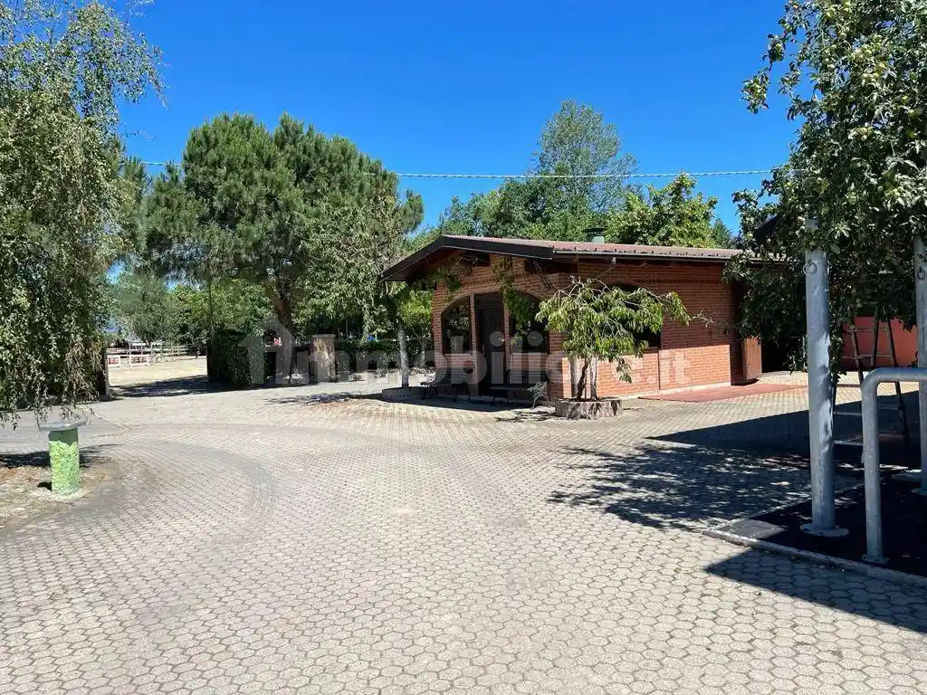 Rustico - Casale in vendita a Volvera