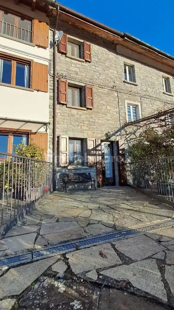 Casa indipendente in vendita a Farini