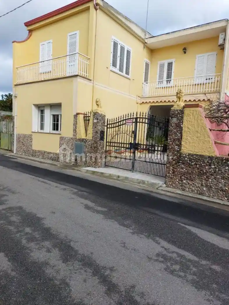 Appartamento in vendita a Pauli Arbarei