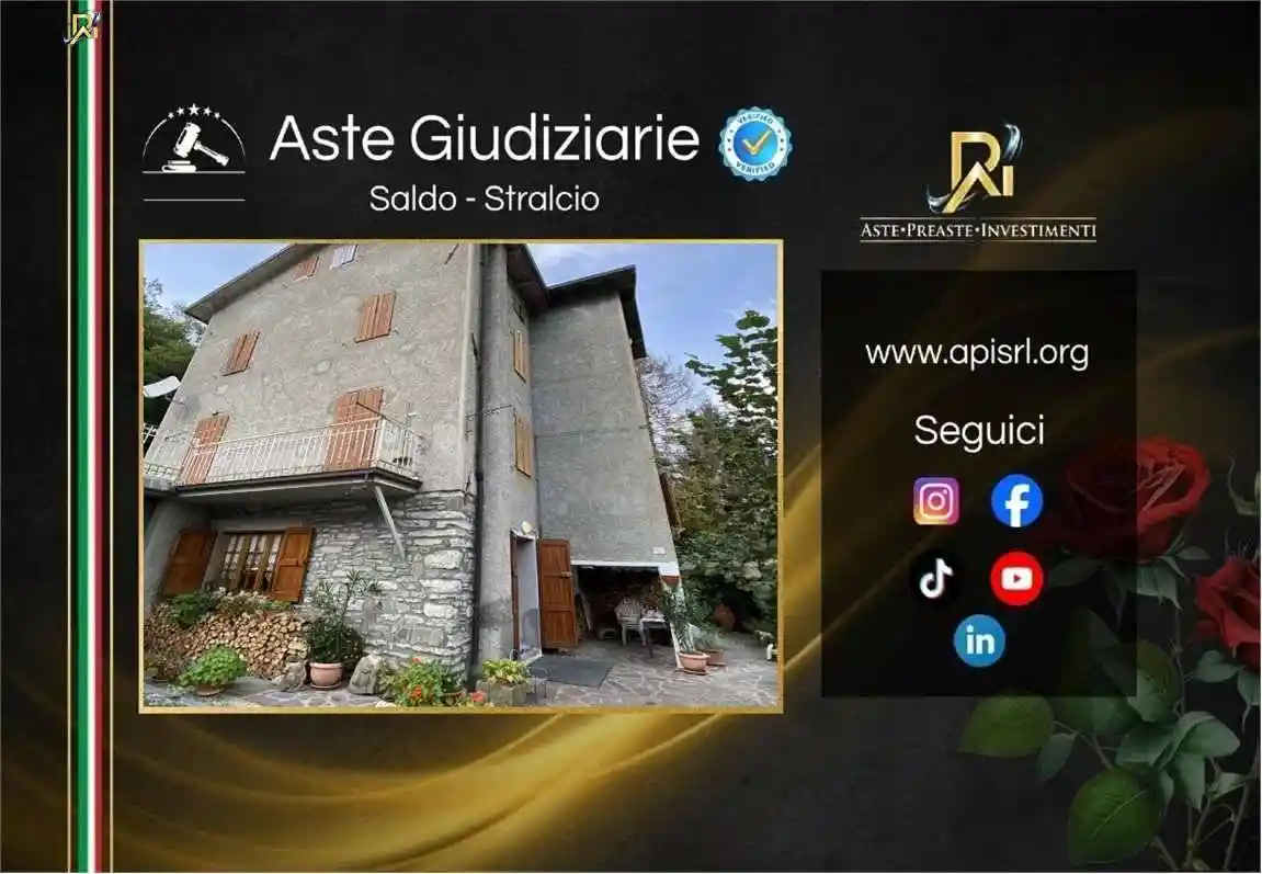 Casa indipendente in vendita a Corniglio