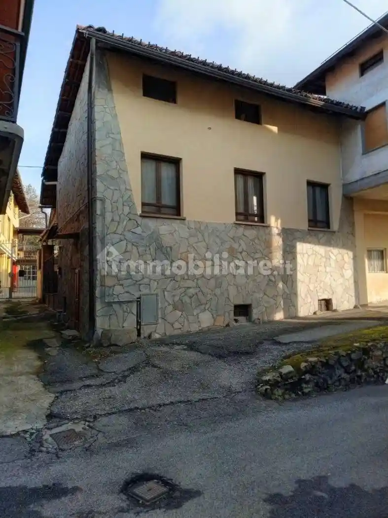 Casa indipendente in vendita a Cuceglio