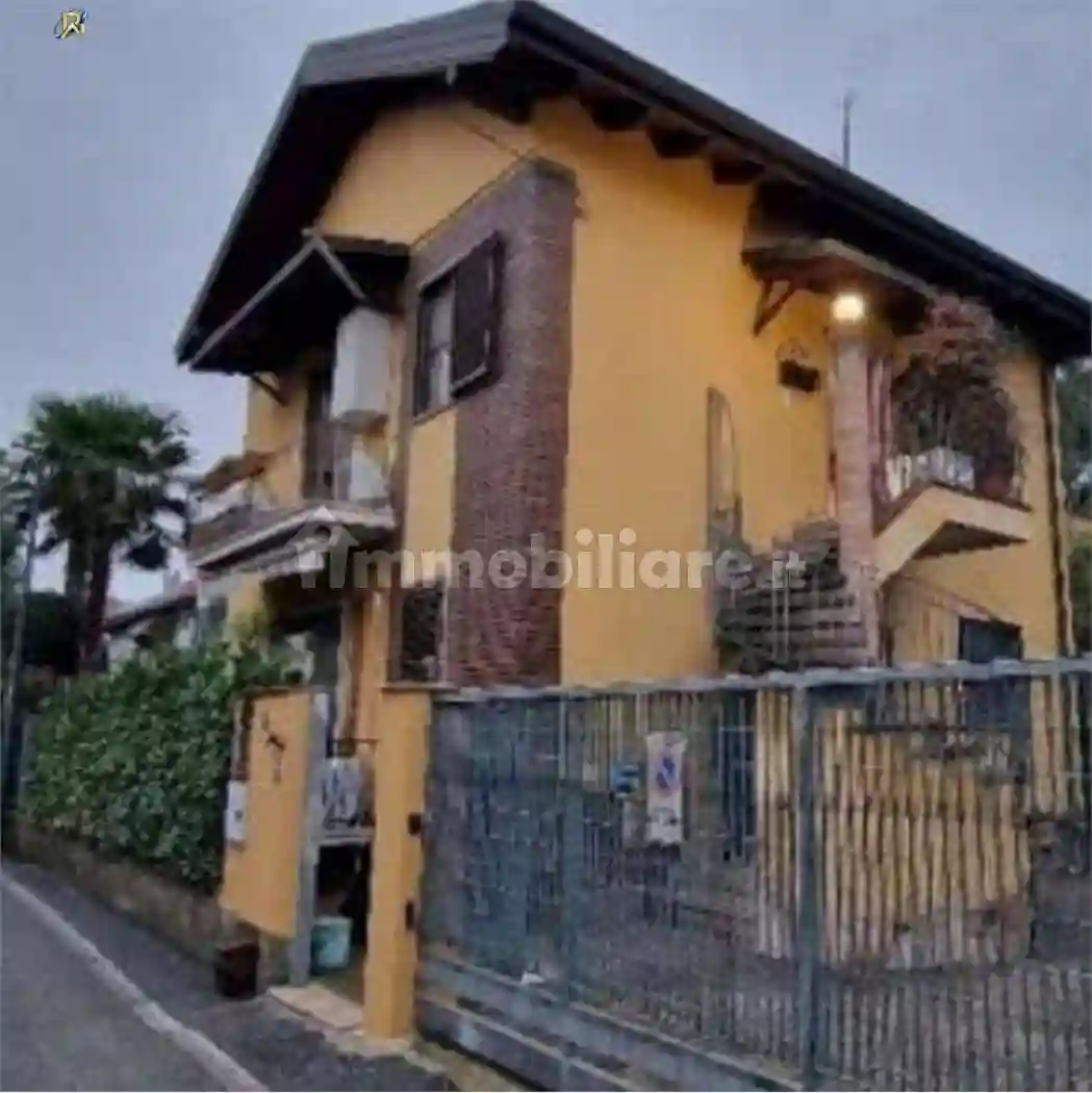 Villetta a schiera - foto 2