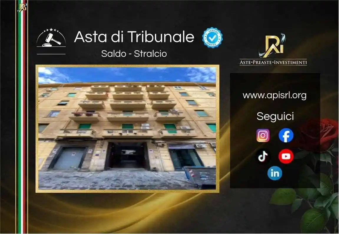 Appartamento in vendita a Napoli