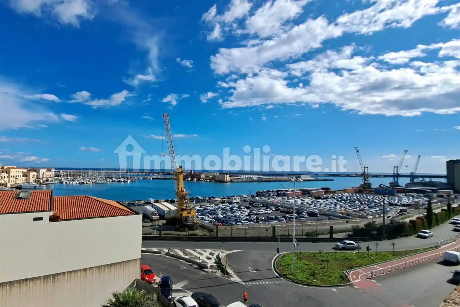 Palazzo - Edificio in vendita a Catania