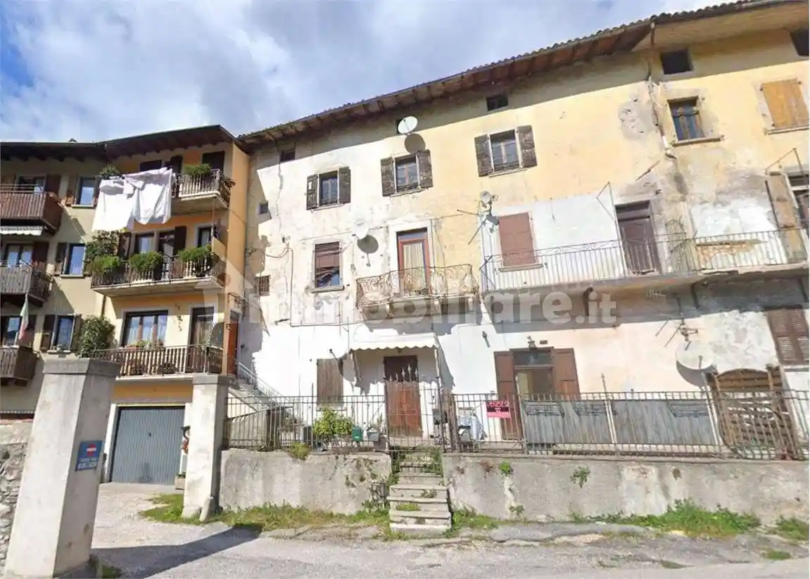 Appartamento in vendita a Lavenone