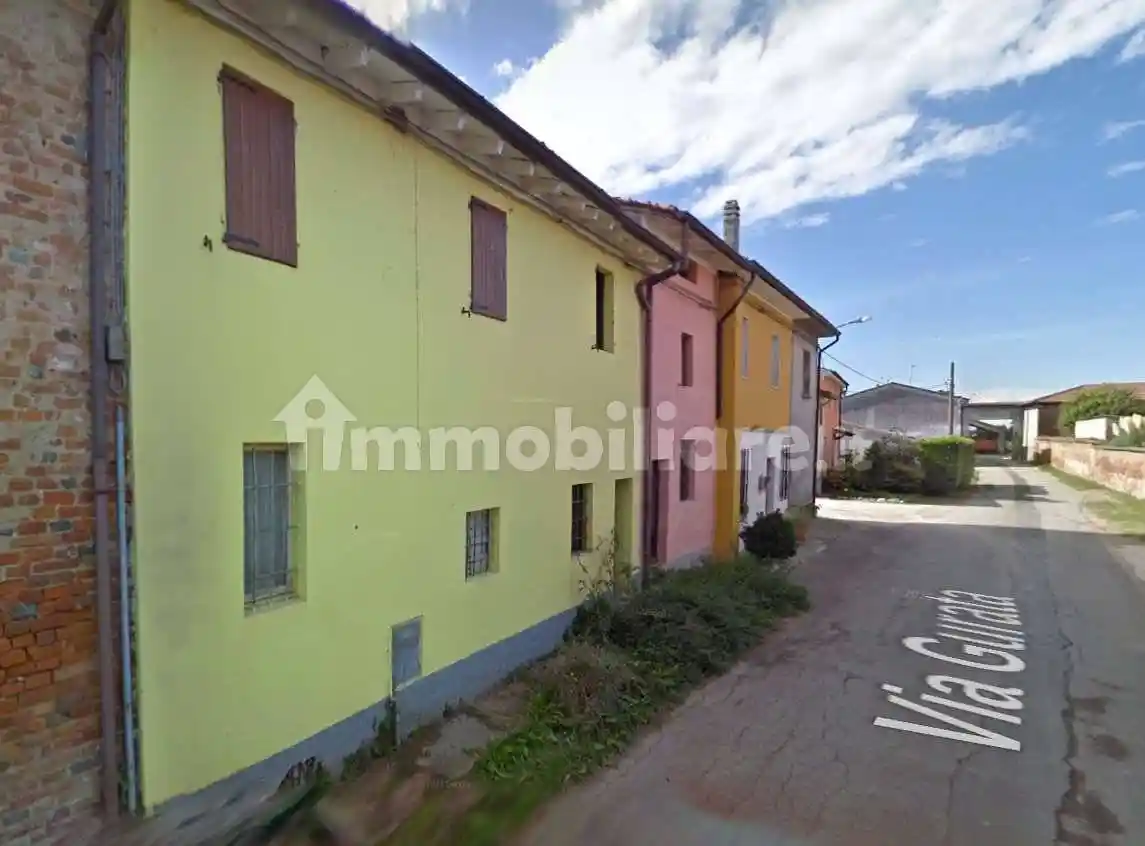 Casa indipendente in vendita a Cingia de' Botti