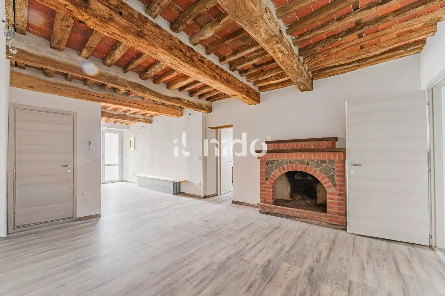 Appartamento in vendita a Massa e Cozzile