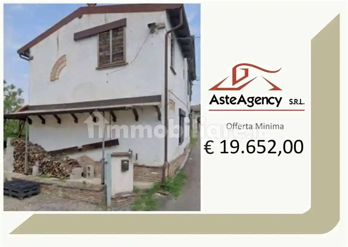 Appartamento in vendita a Corvino San Quirico