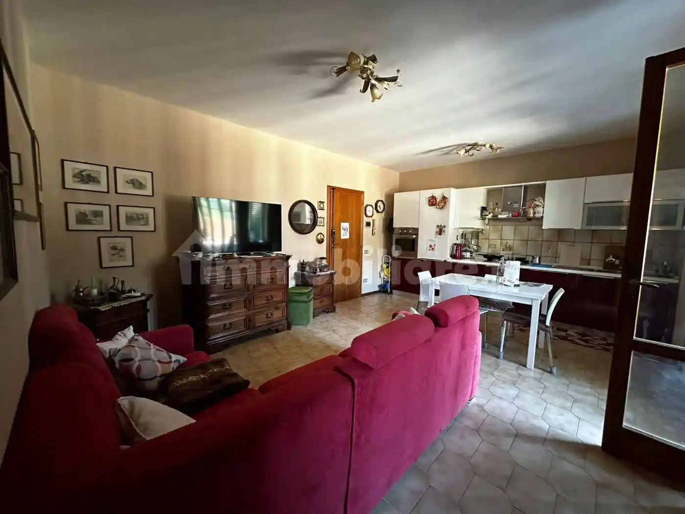 Appartamento in vendita a Massa e Cozzile