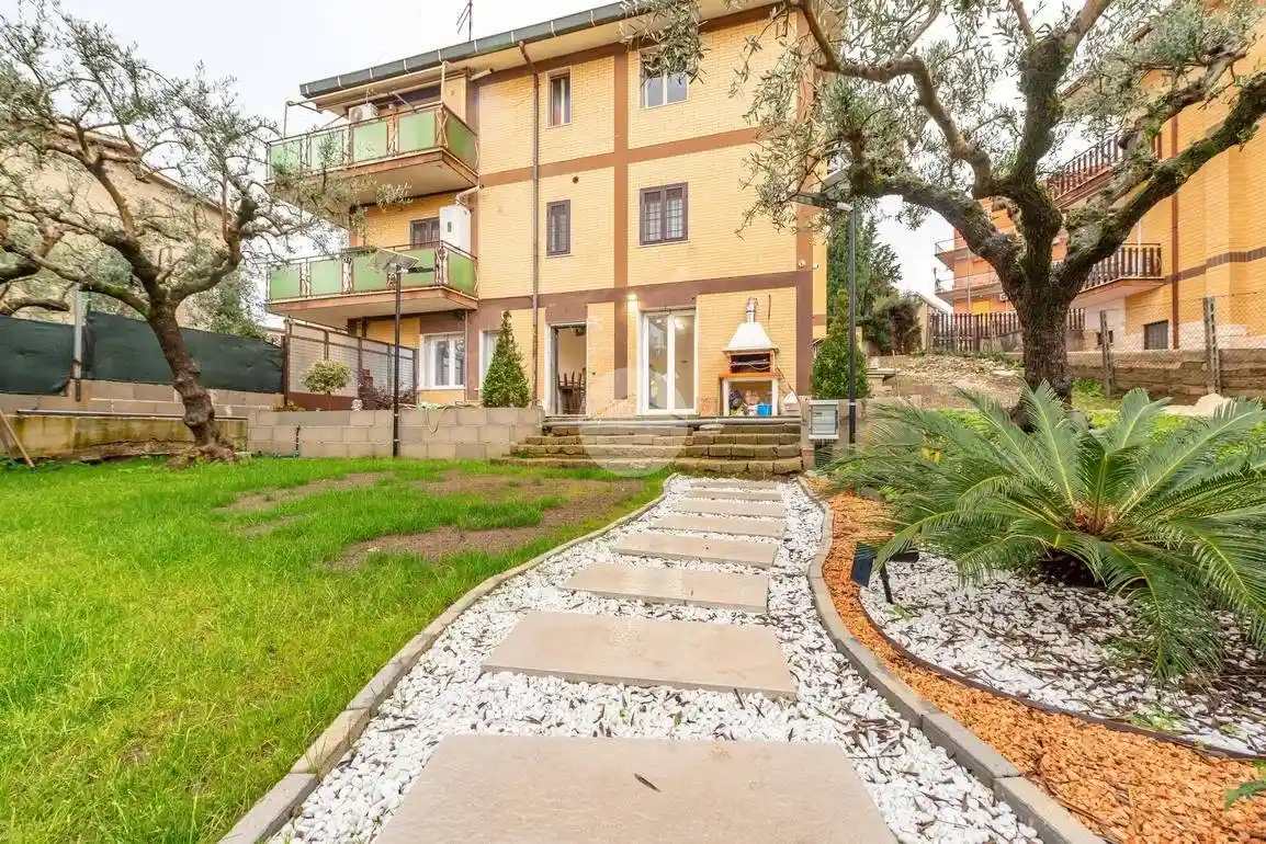 Villa in vendita a Roma