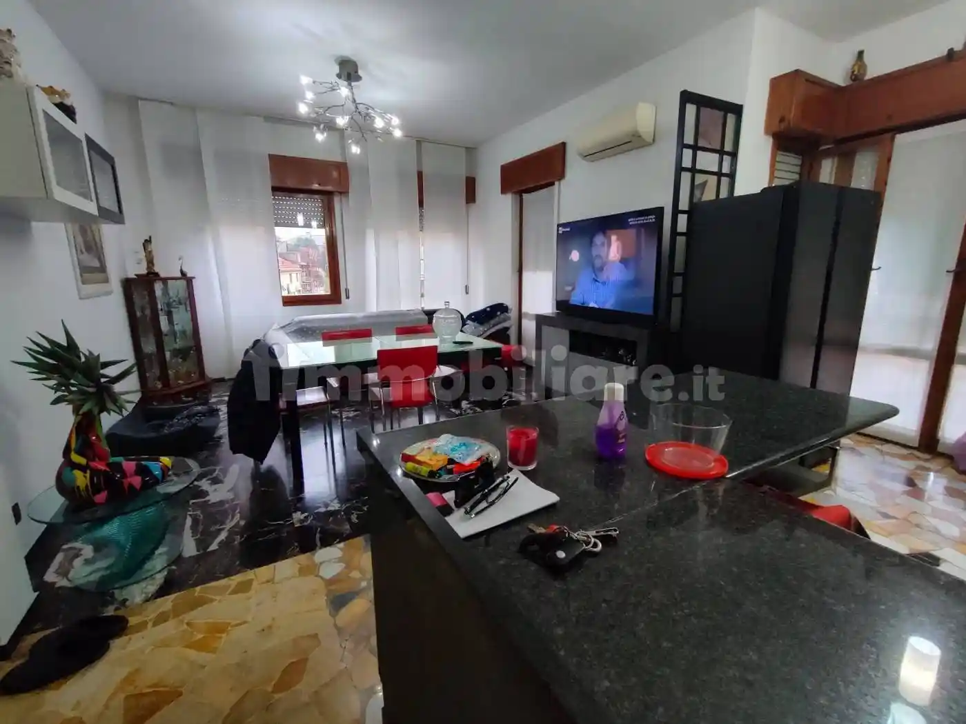 Appartamento in vendita a Genova