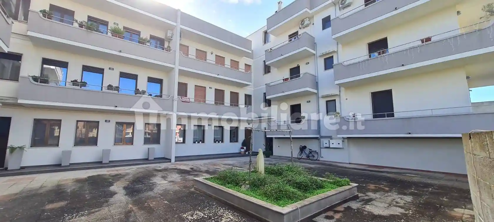 Appartamento in vendita a Collepasso