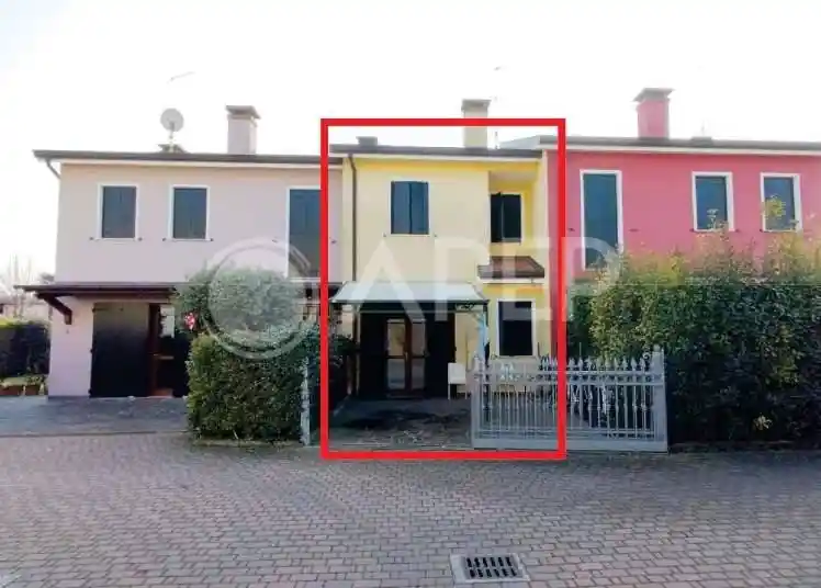 Appartamento in vendita a Tribano