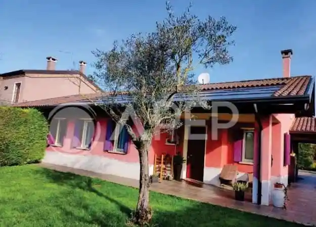 Casa indipendente in vendita a Sant'Angelo di Piove di Sacco