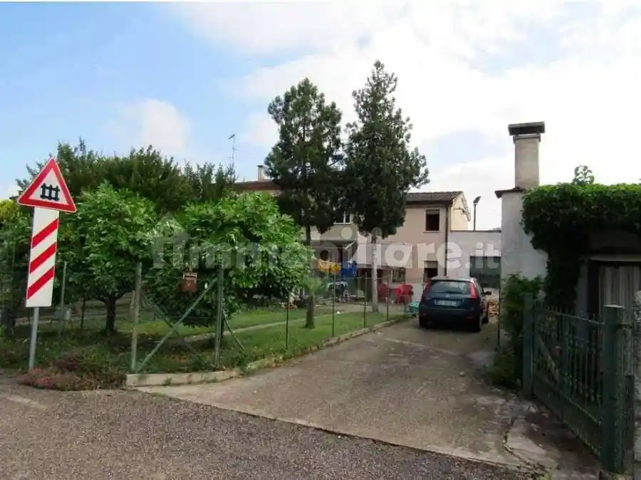 Appartamento in vendita a Castagnaro