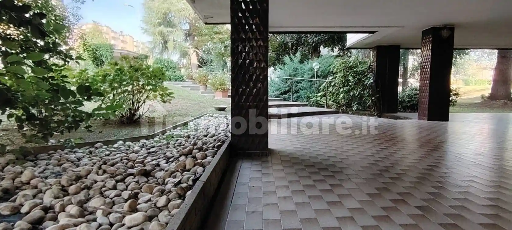 Appartamento in vendita a Monza