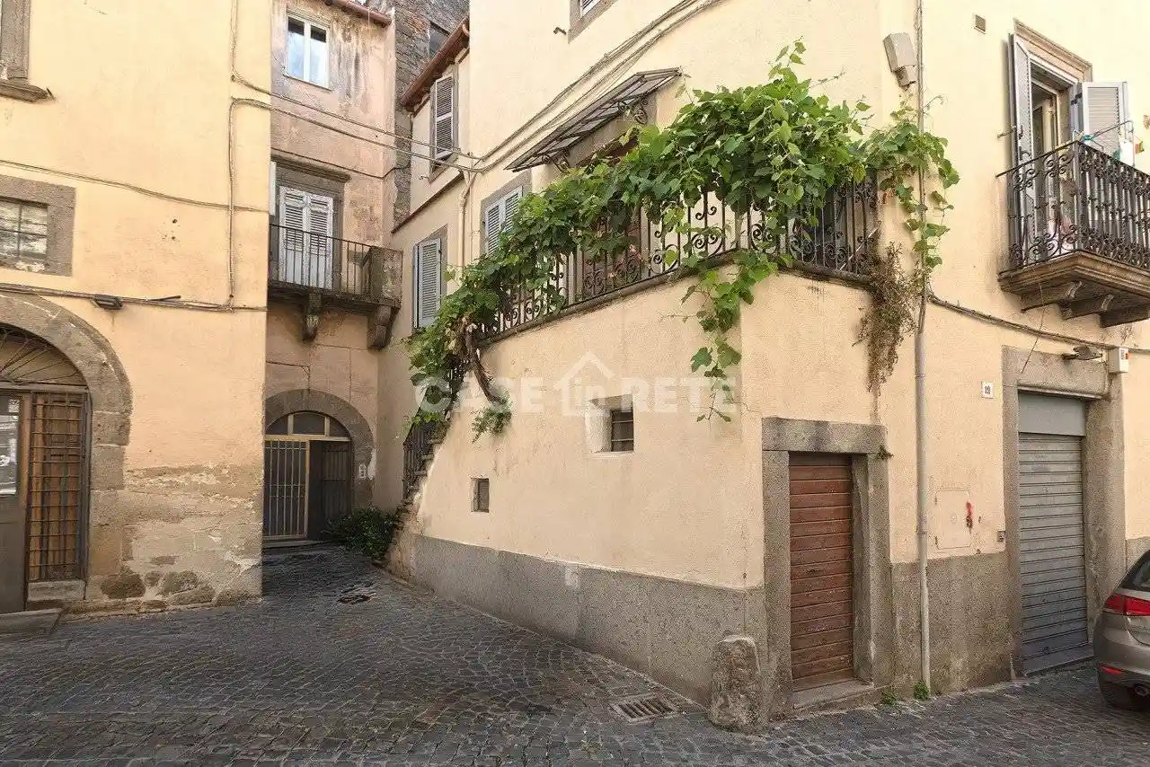 Appartamento in vendita a Viterbo