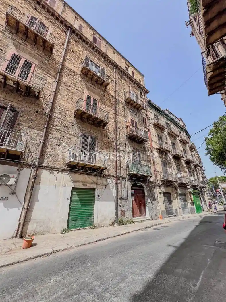 Appartamento in vendita a Palermo