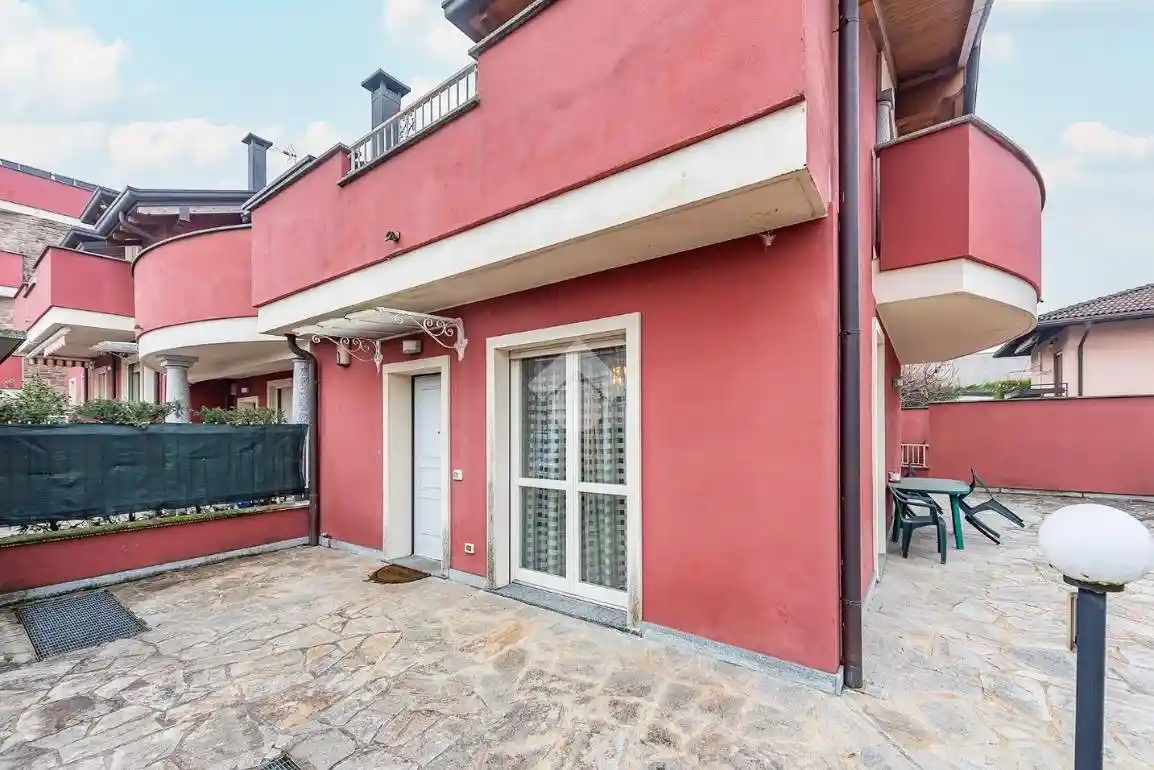 Villetta a schiera in vendita a Rescaldina