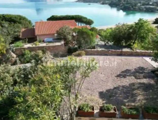 Villa in vendita a San Teodoro