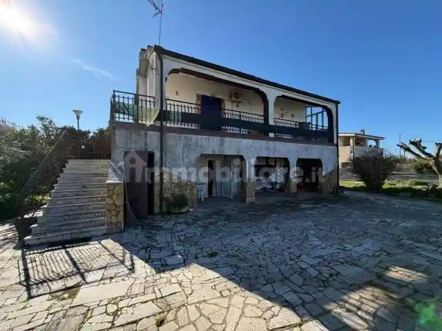 Villa in vendita a Aprilia