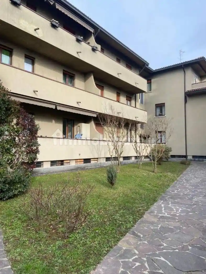 Appartamento in vendita a Arcore