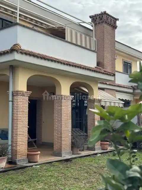 Villa in vendita a Albano Laziale