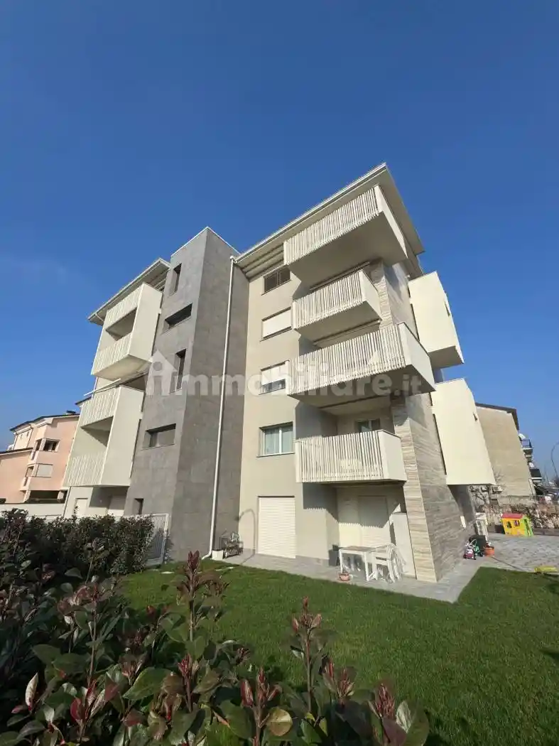Appartamento in vendita a Piacenza