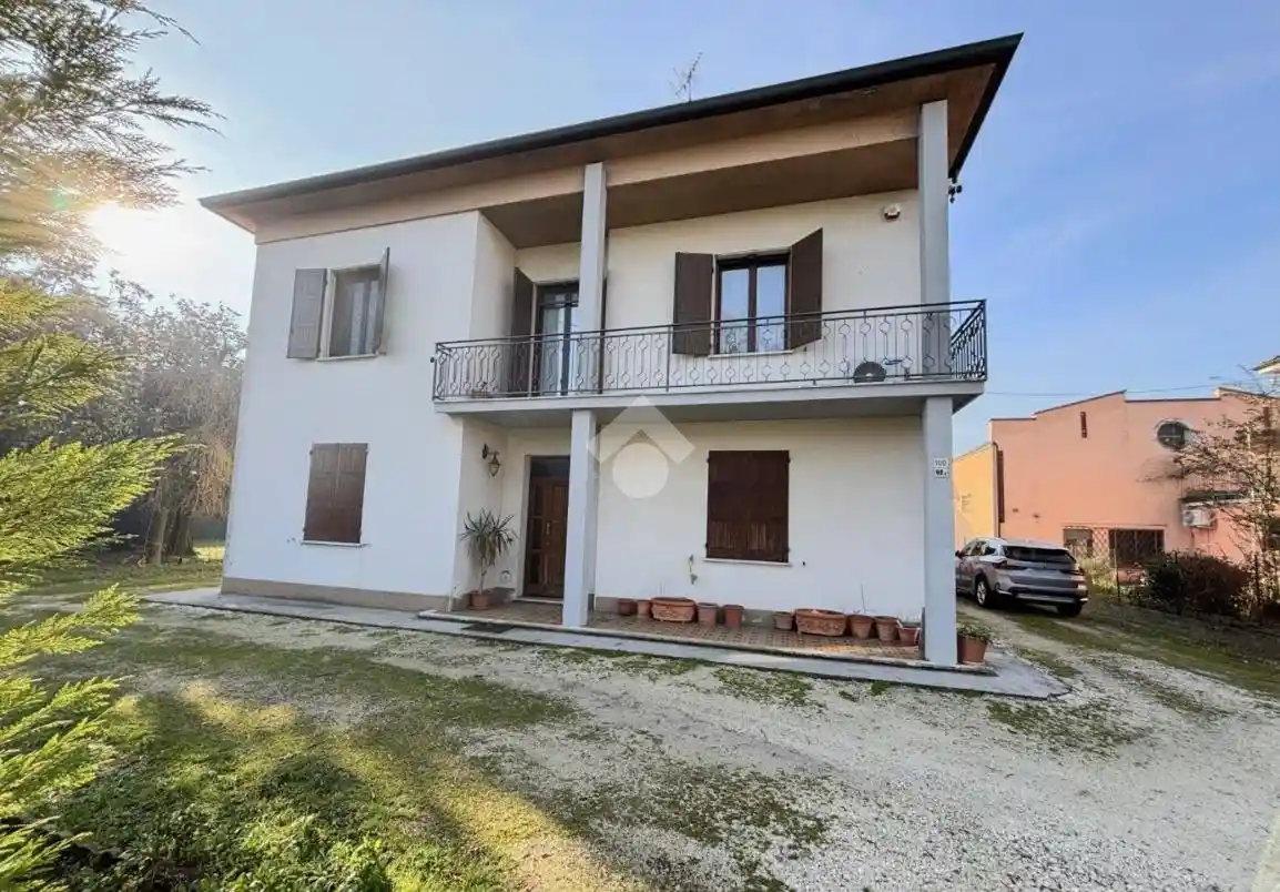 Villa in vendita a Pegognaga