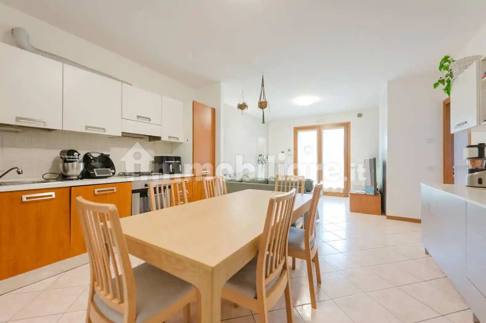 Appartamento in vendita a Paese