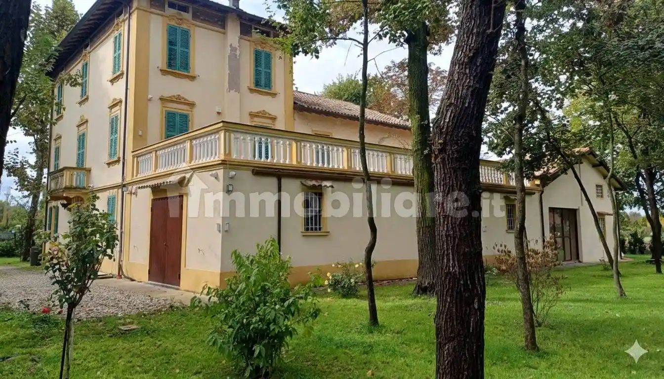 Villa in vendita a Reggio Emilia