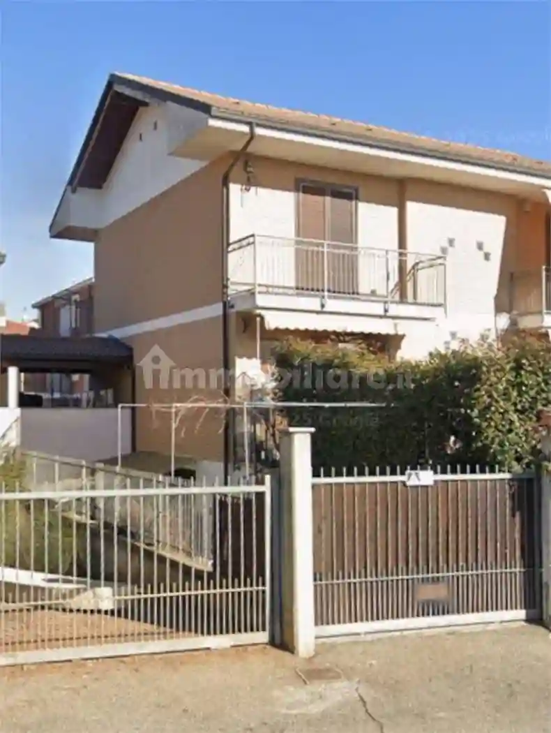 Villetta a schiera - foto 2