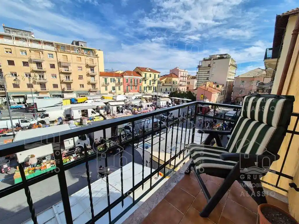 Appartamento in vendita a Alassio