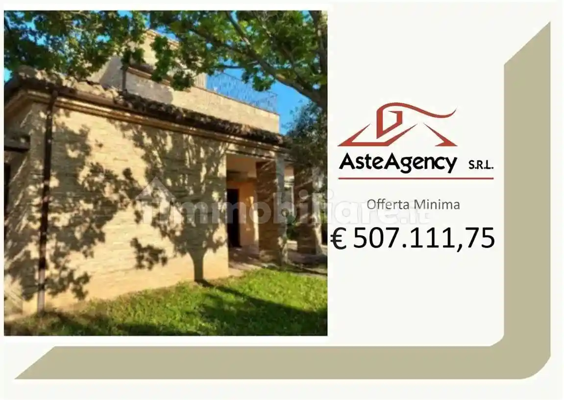 Villa in vendita a Civitaquana