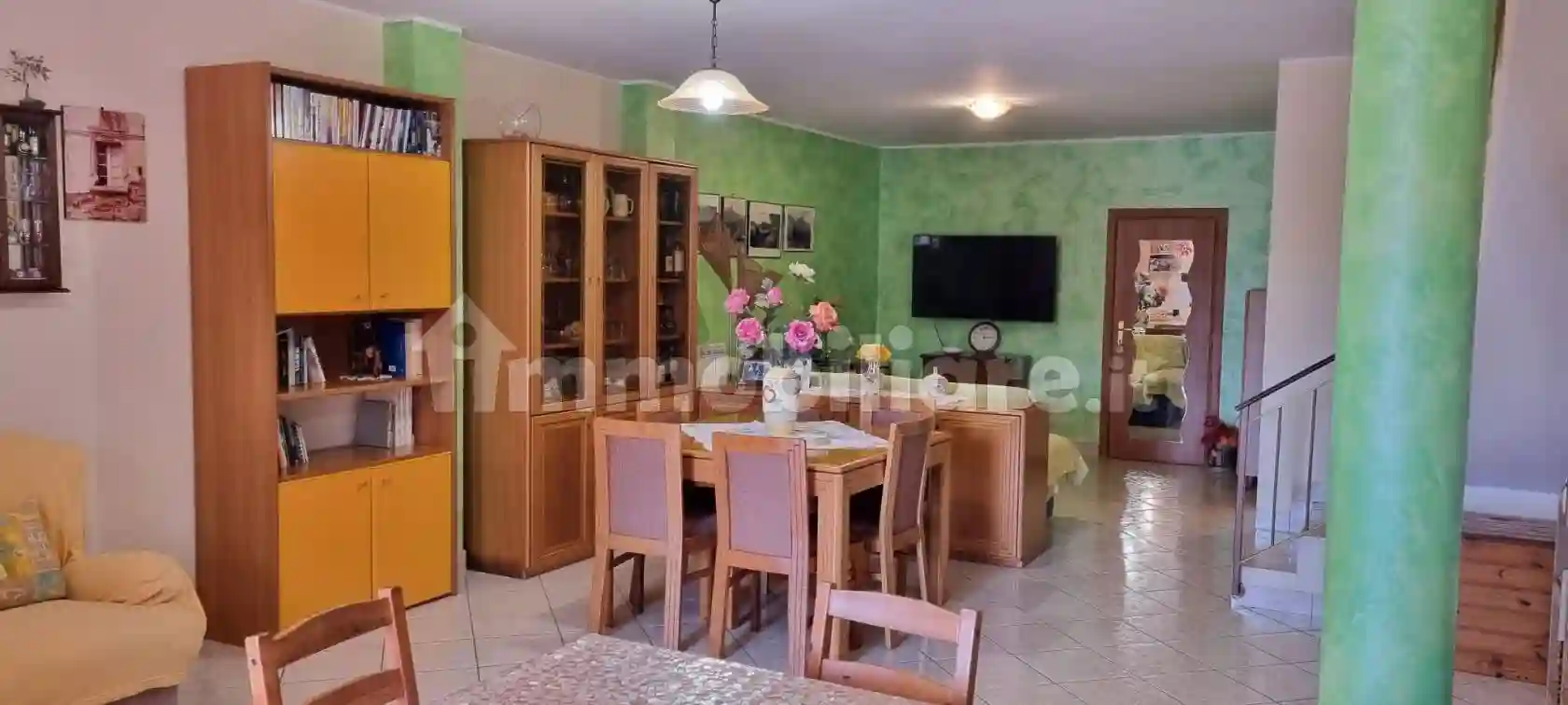 Villetta a schiera - foto 2