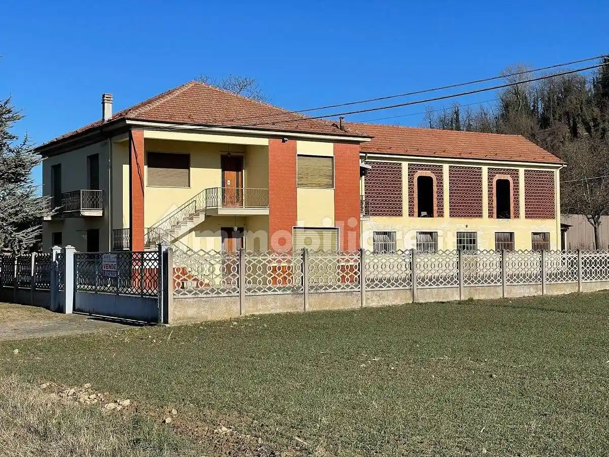 Rustico - Casale in vendita a Calamandrana