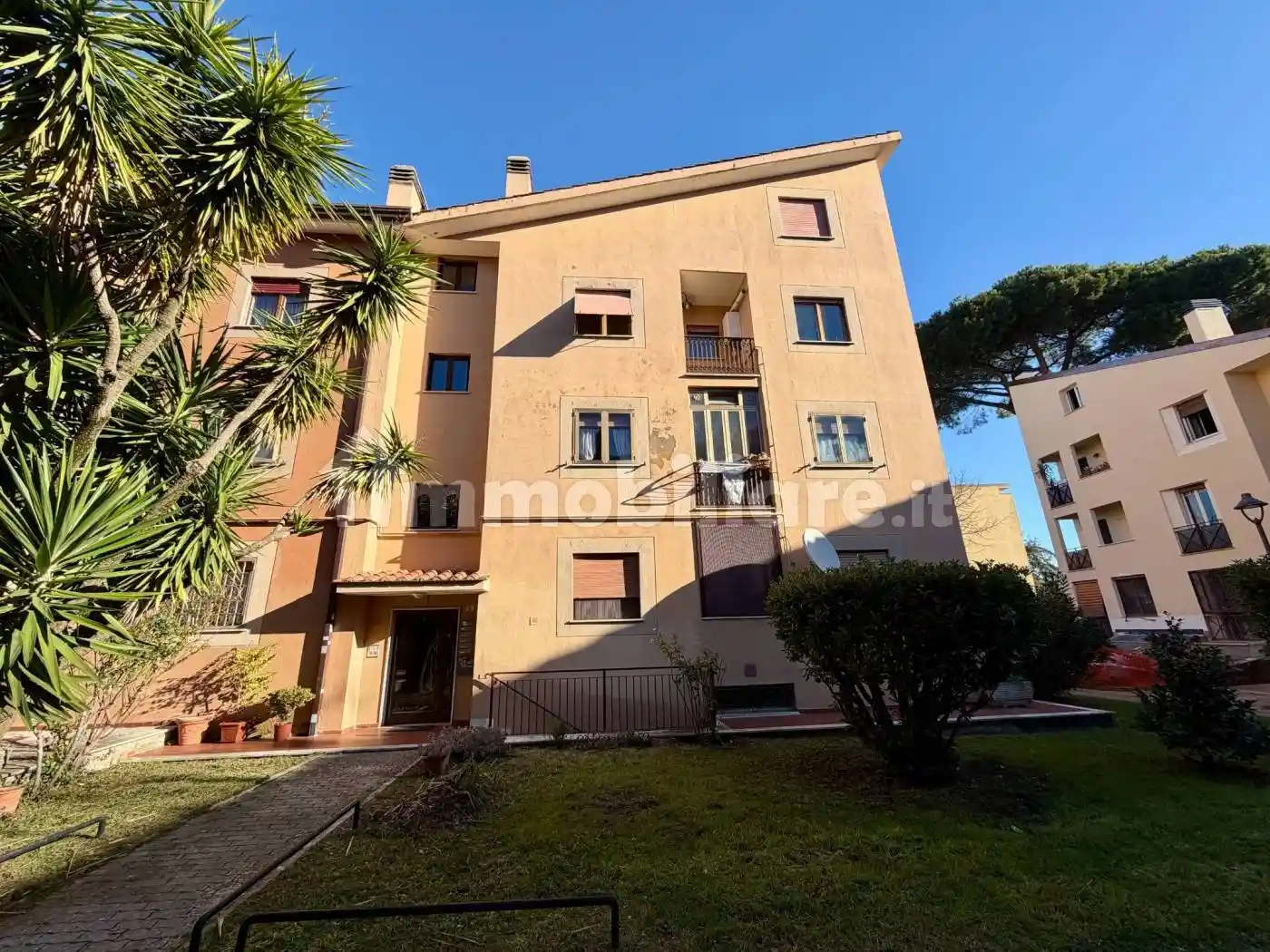 Appartamento in vendita a Grottaferrata