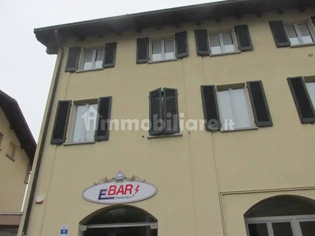 Appartamento in vendita a Casnate con Bernate