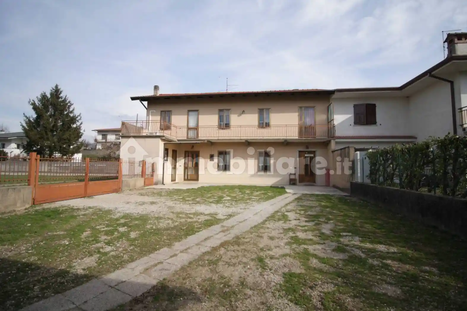 Villa in vendita a Buja