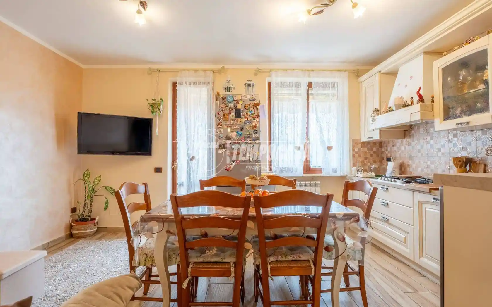 Appartamento in vendita a Campiglia Marittima