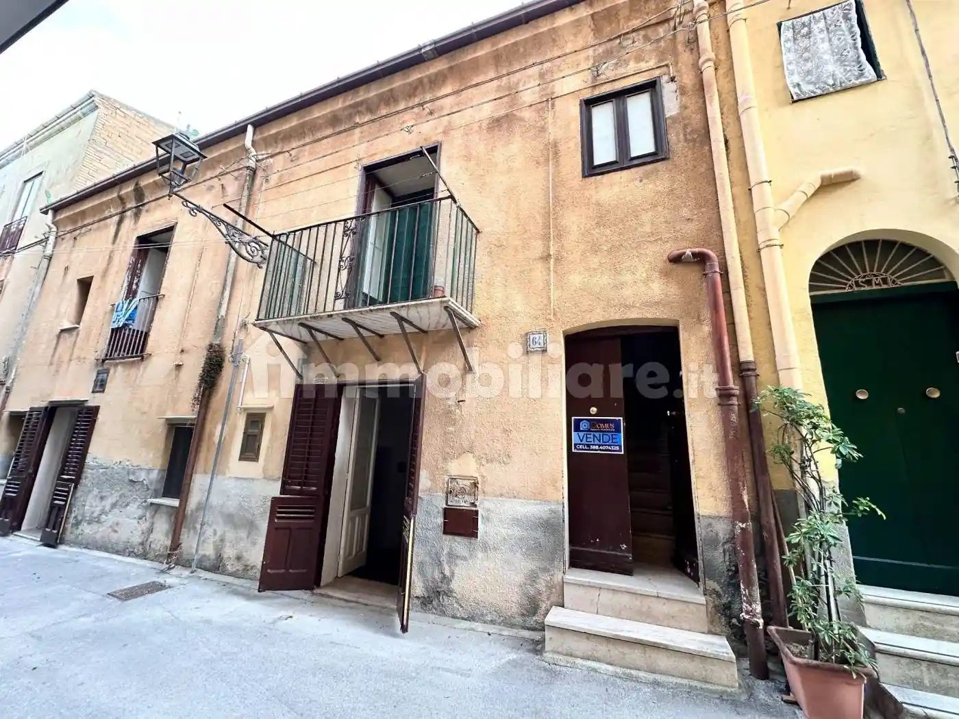 Casa indipendente in vendita a Santo Stefano di Camastra