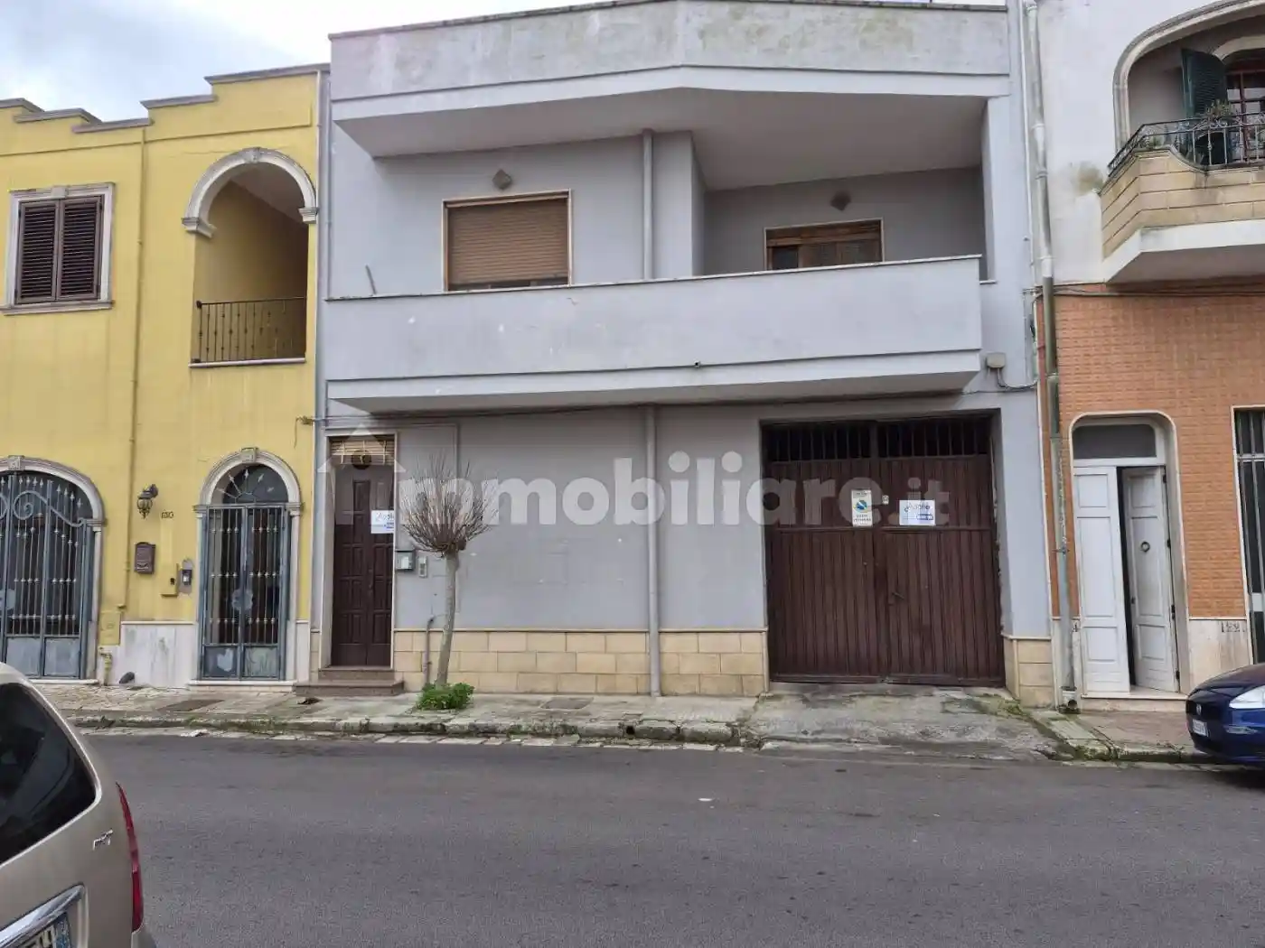 Palazzo - Edificio in vendita a Campi Salentina